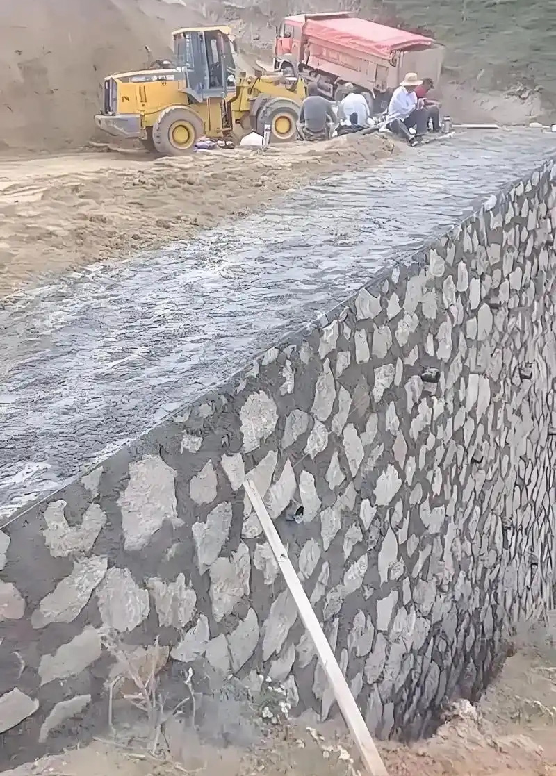 石家庄桥东区边坡加固